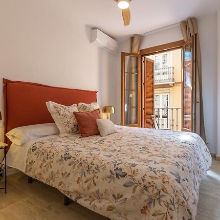 Bright Apartment With Patio And Balconies In The Center Malaga Exterior photo
